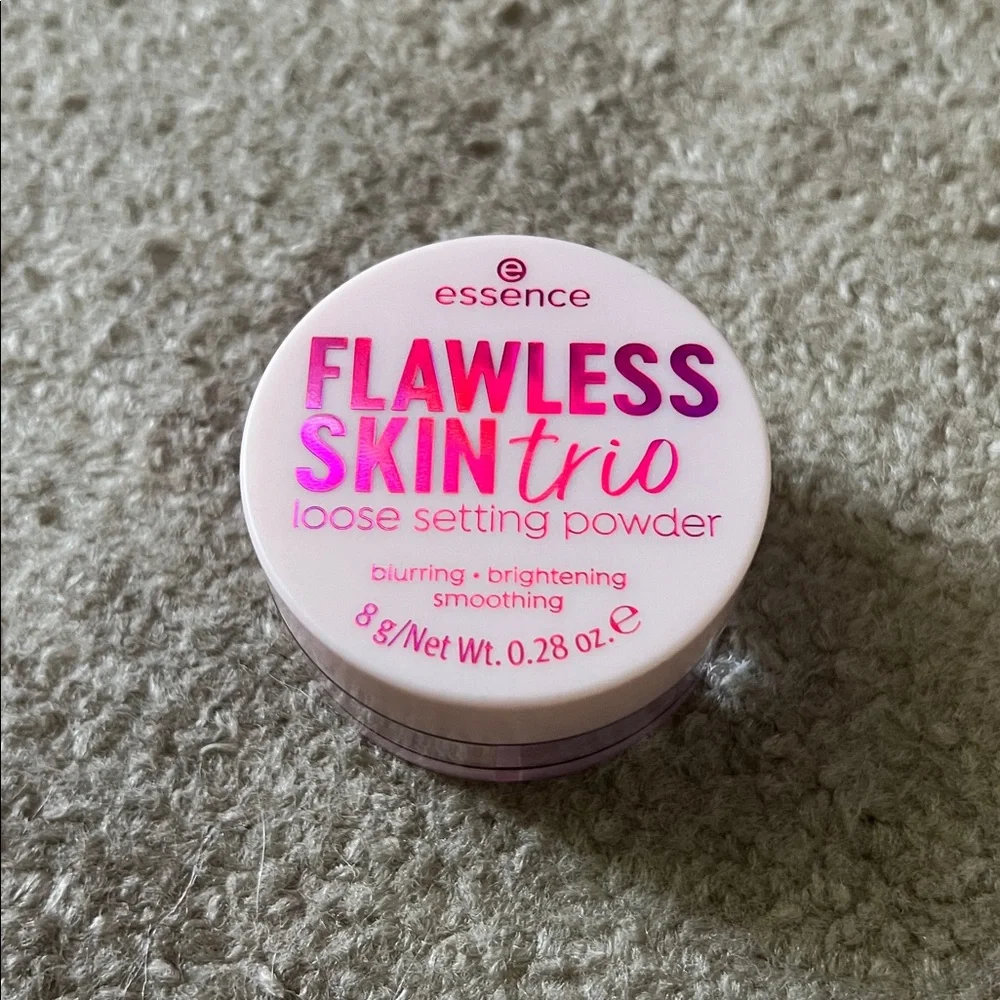 ❗️LAST 1❗️🤎5 For $25🤎 ESSENCE Flawless Skin Trio Loose Setting Powder